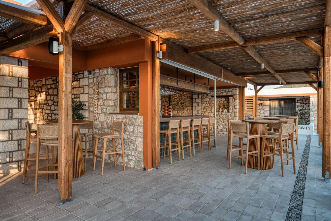 Trinity Design Suites Valanidorachi Exterior foto