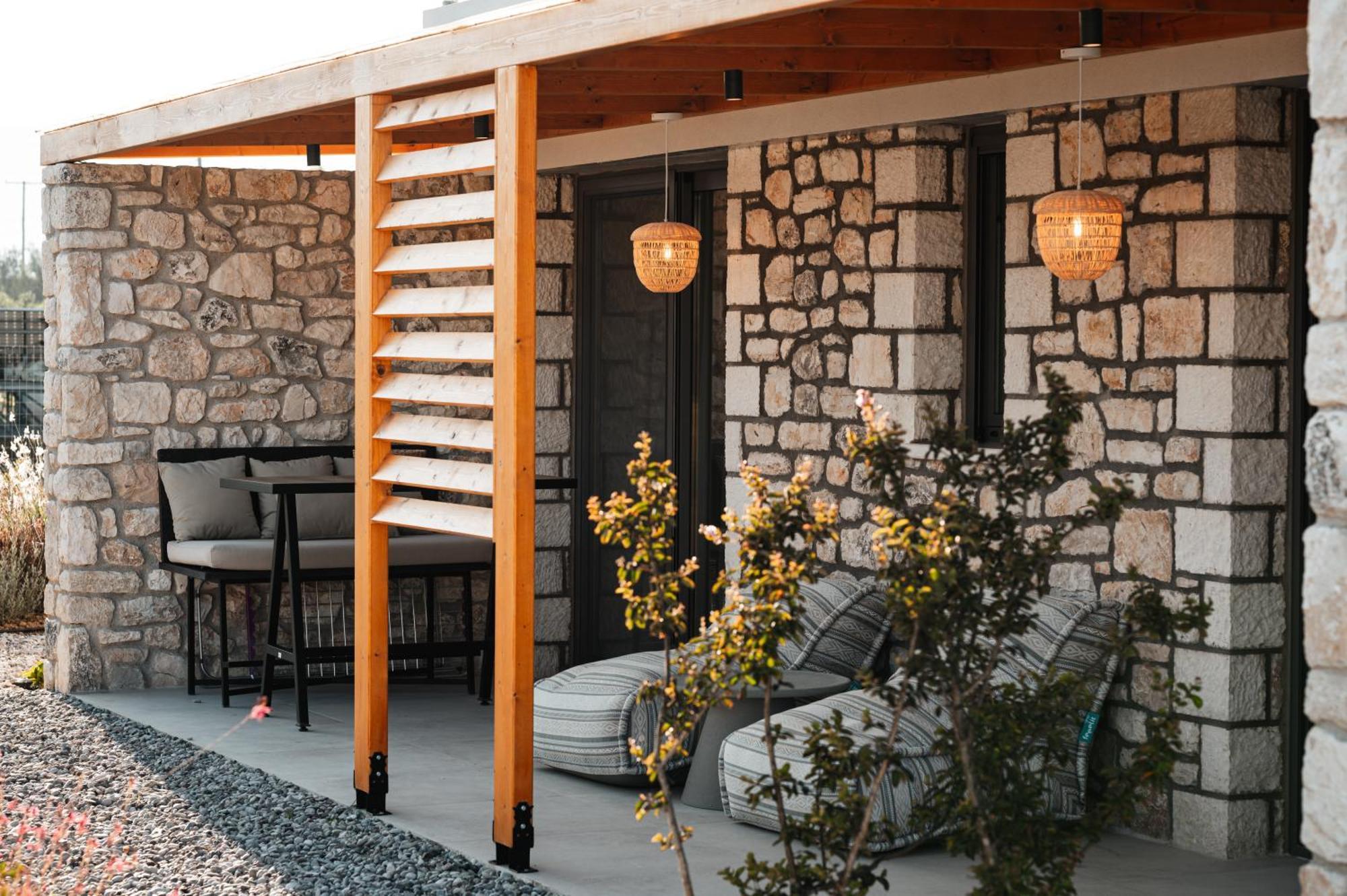 Trinity Design Suites Valanidorachi Exterior foto